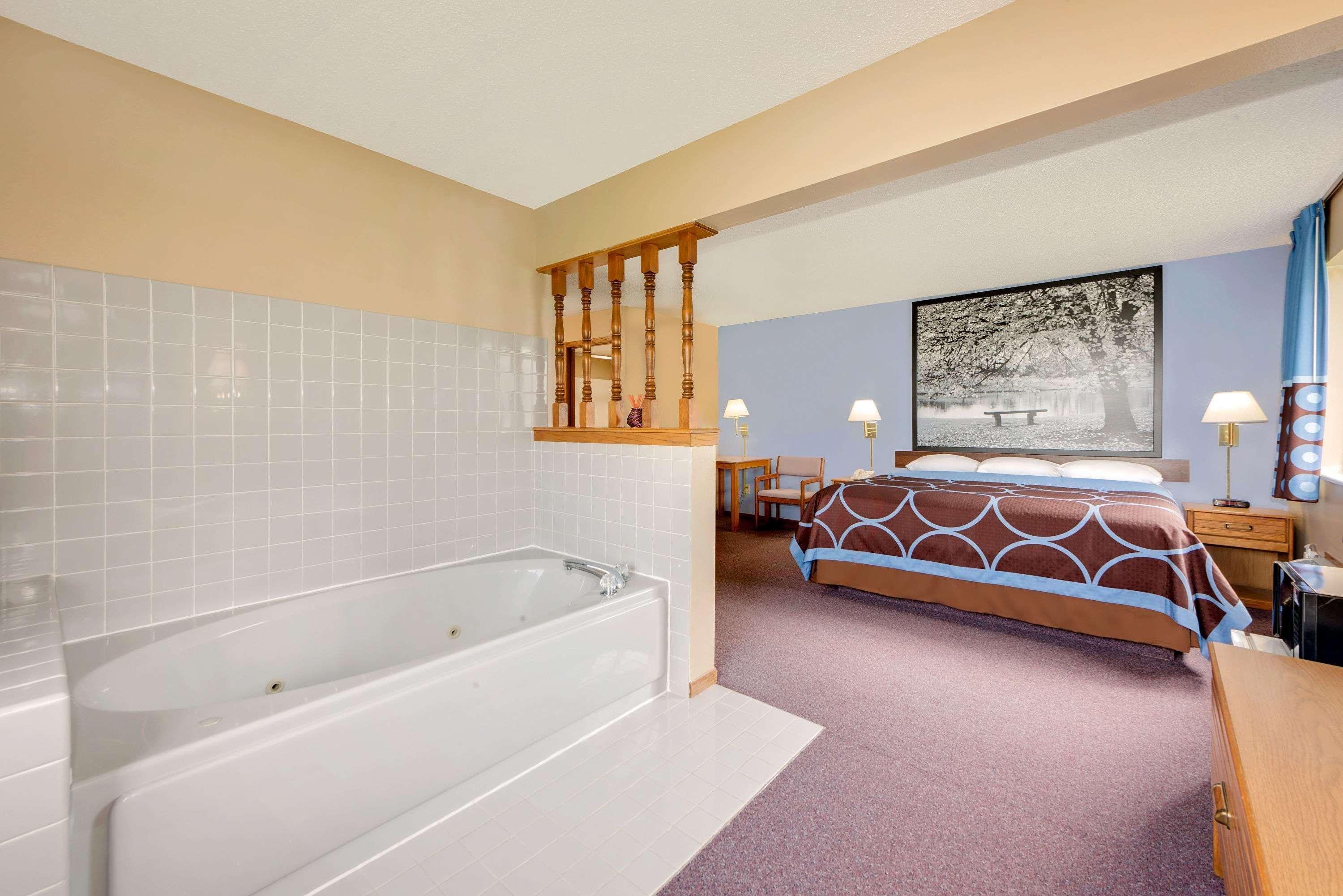 Super 8 By Wyndham Chariton Hotel Exterior foto