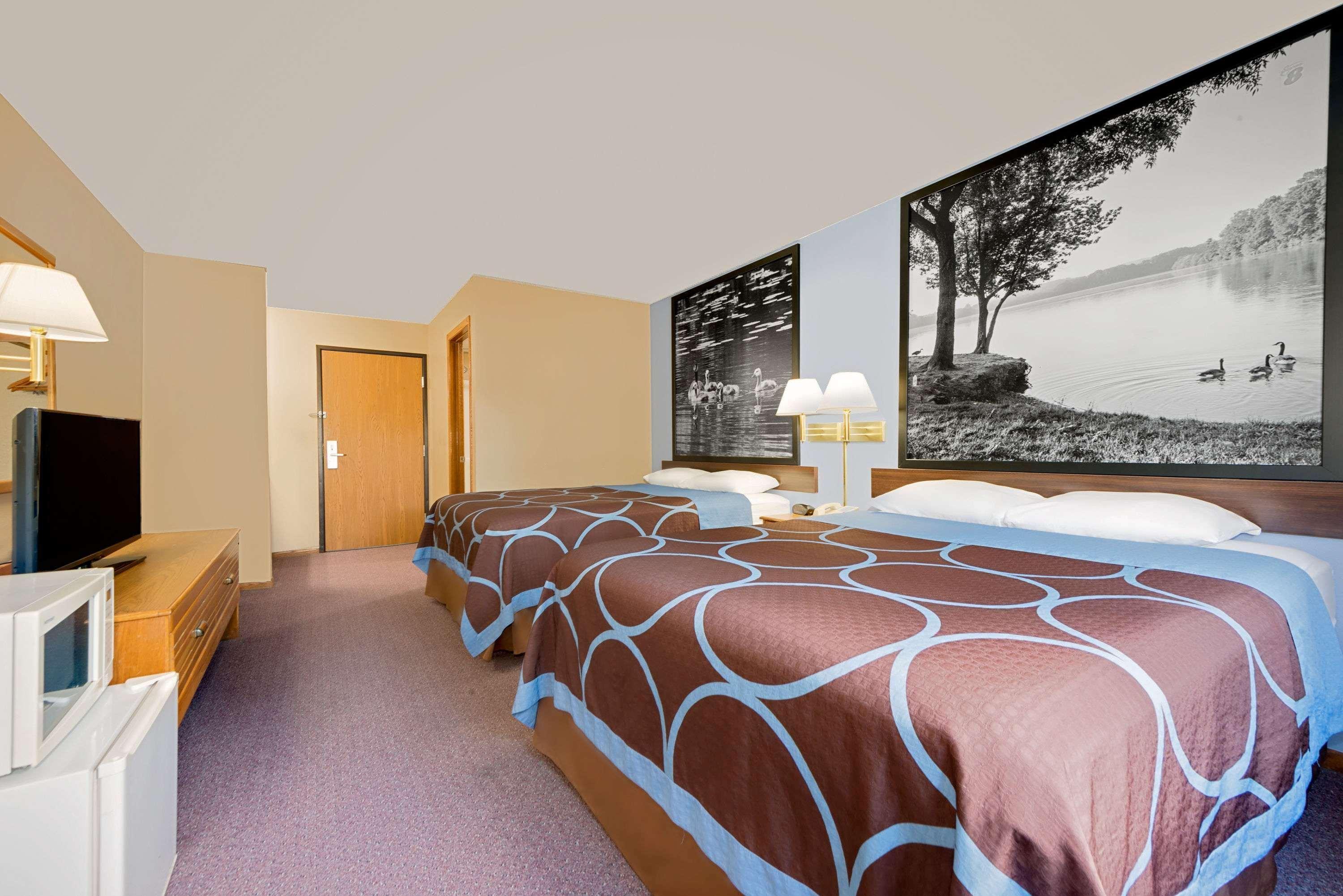 Super 8 By Wyndham Chariton Hotel Exterior foto